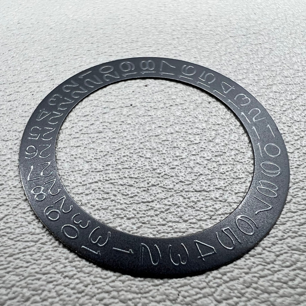 2 PIECES Grey Character Black Background Date Disk Wheel for NH35 NH36 Movement