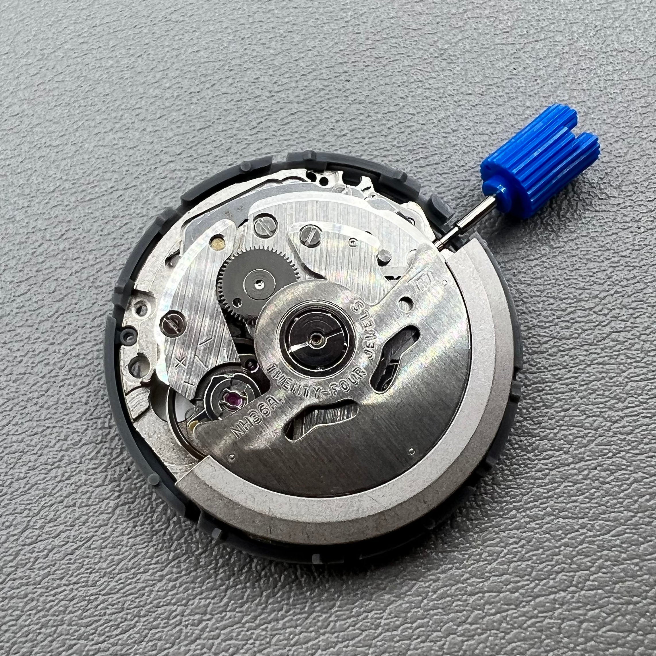 Japan NH36A Green Lume White Automatic Mechanical Movement 3.8 Crown Position