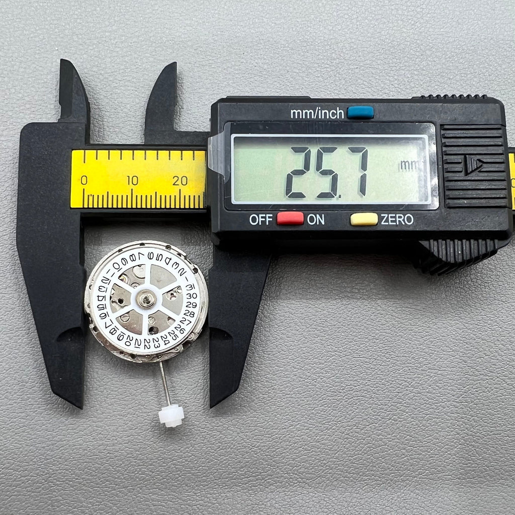 Silver China 2813 8205 Automatic Mechanical Movement Single Calendar@3