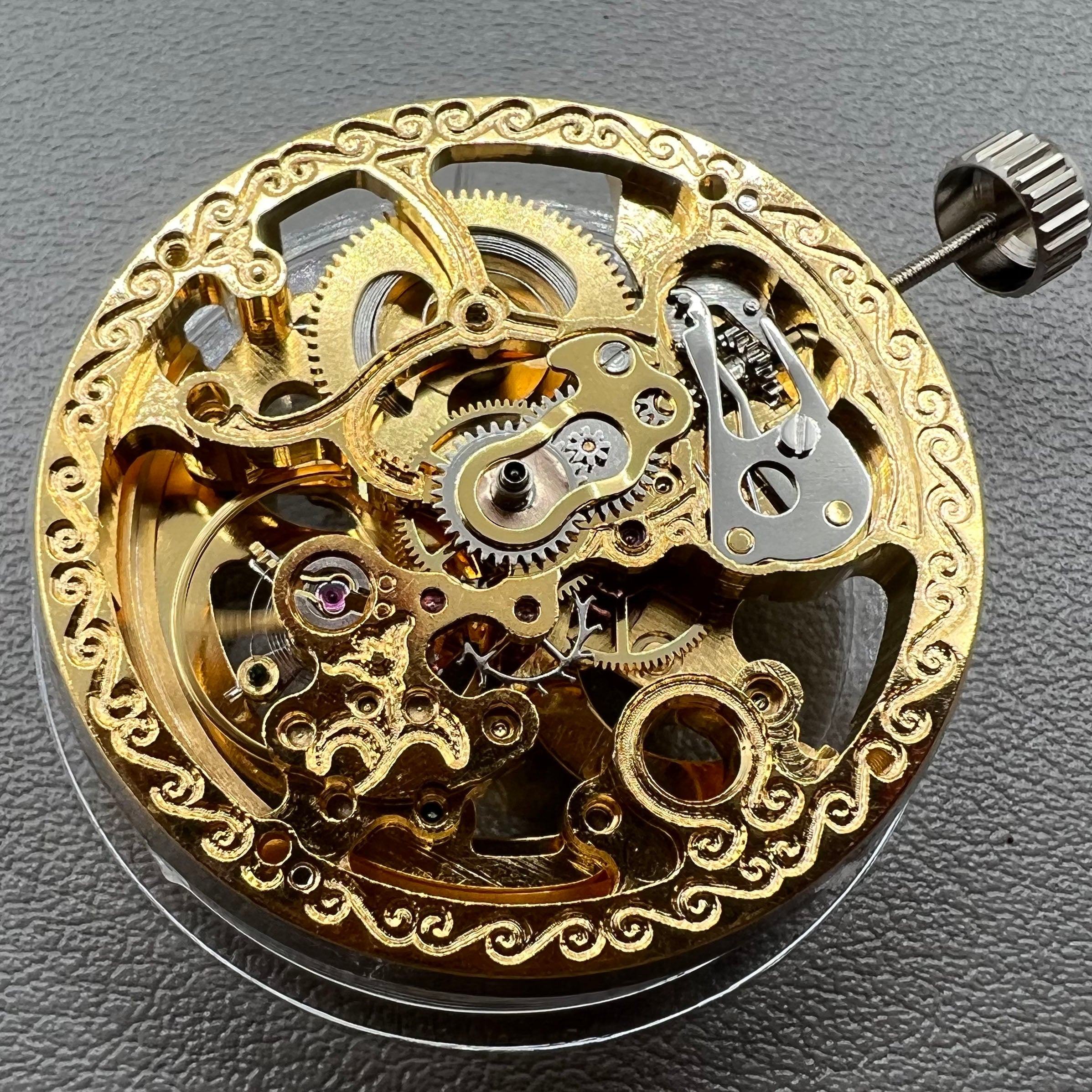 32.8mm 7120 Golden Hollow Extra Large Automatic Mechanical Movement