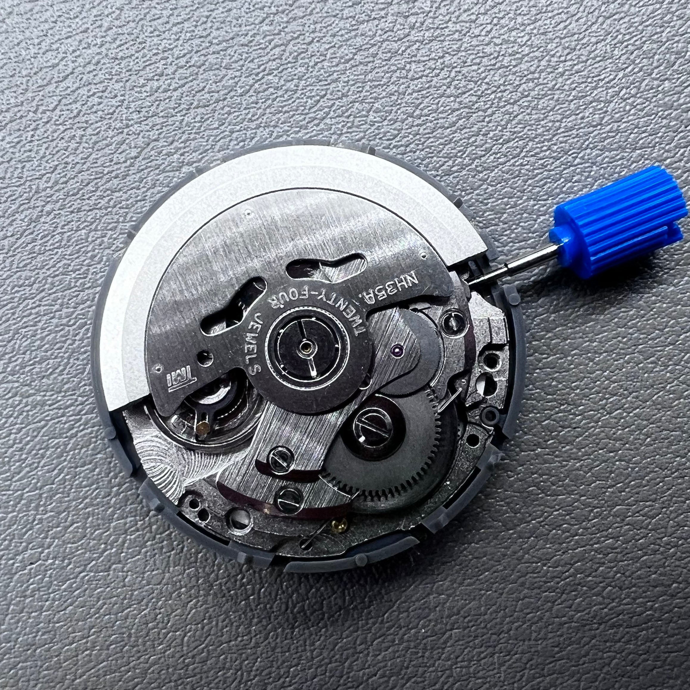 Japan NH35 Automatic Mechanical Movement High Accuracy Red Odd Number