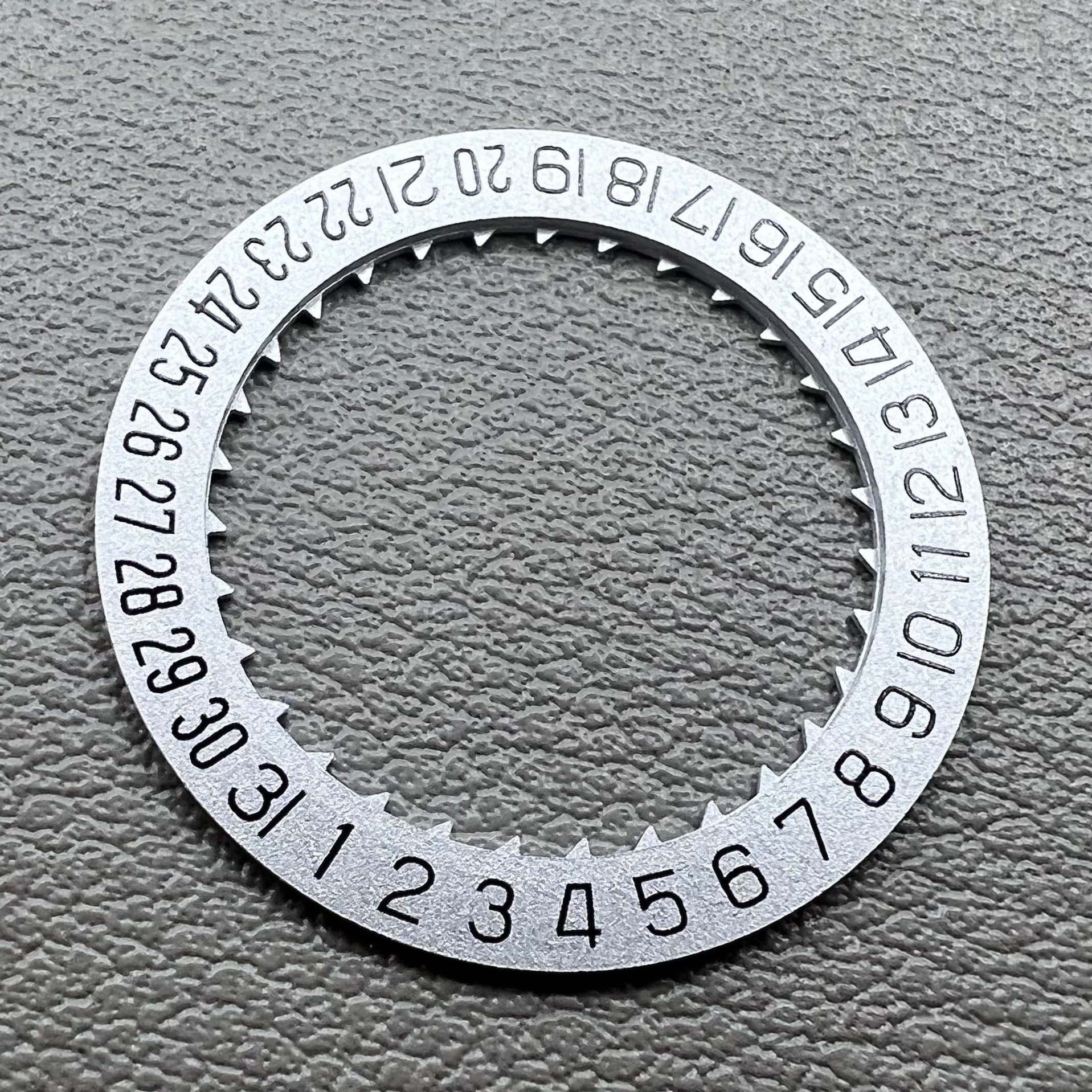 2 PIECES Silver KA Font Date@6 Date Disk Wheel for Miyota 8215 Movement