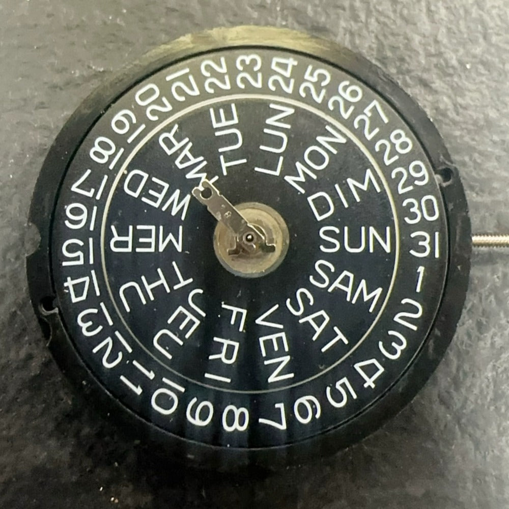 Swiss Made Ronda 517 Quartz Movement 3 Hands Double Calendar Black Disk