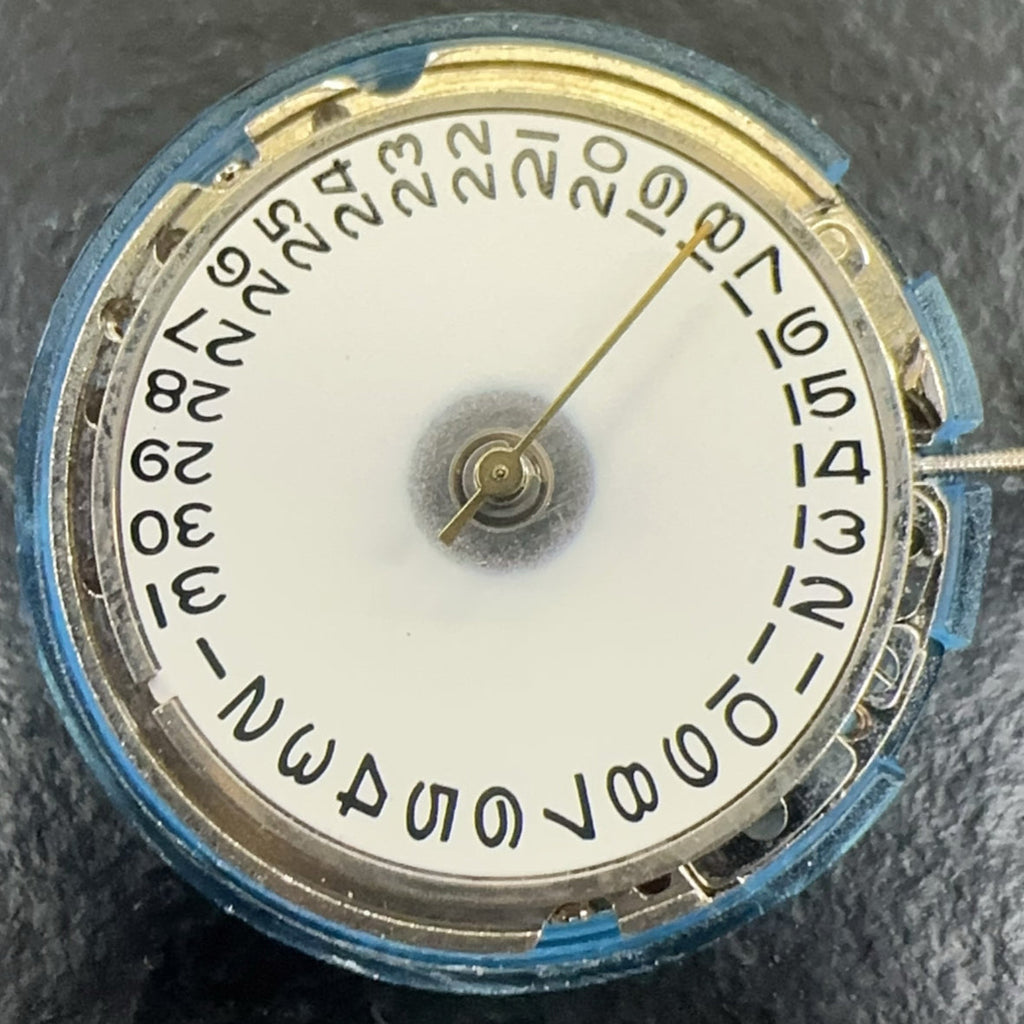China Made Tianjin 2813 Mechanical Movement Single Calendar 3 Hands  Watch Part