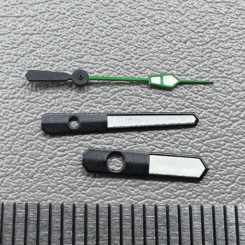 2 Sets/Pack 12.5mm Green+Black Trim Green Lume Hands for NH35 NH36 7S26 7S36