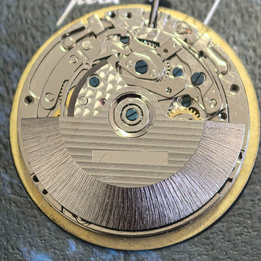 Chinese Dandong 7750 Mechanical Movement Date At 3 Small Second At 6/9/12