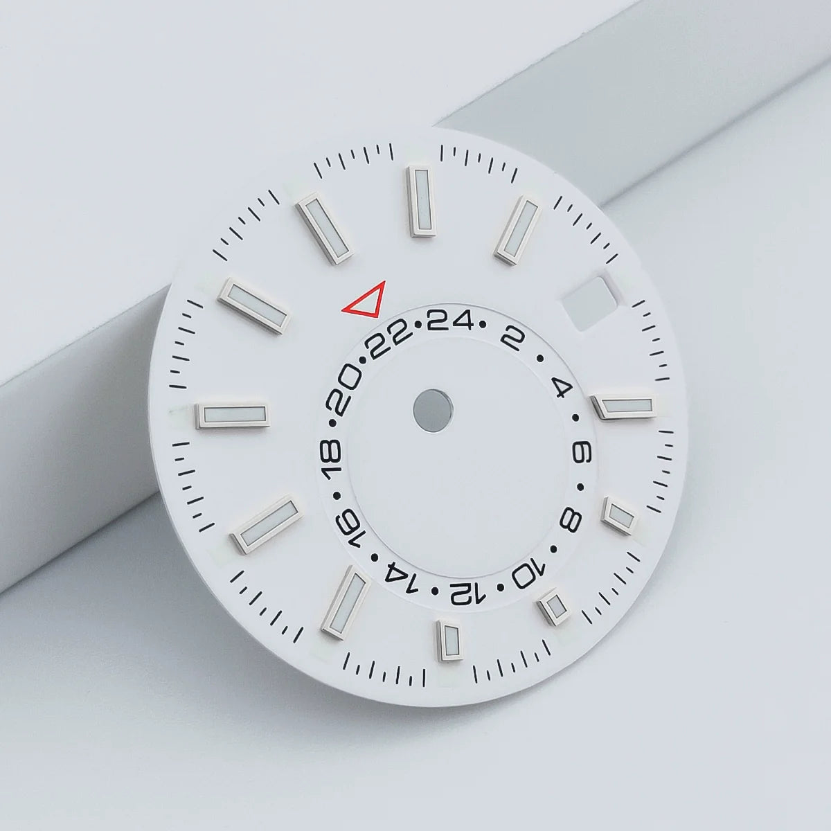 White 28.5mm Watch Dial For NH35 Movement Green Lume No Logo 24-Hour