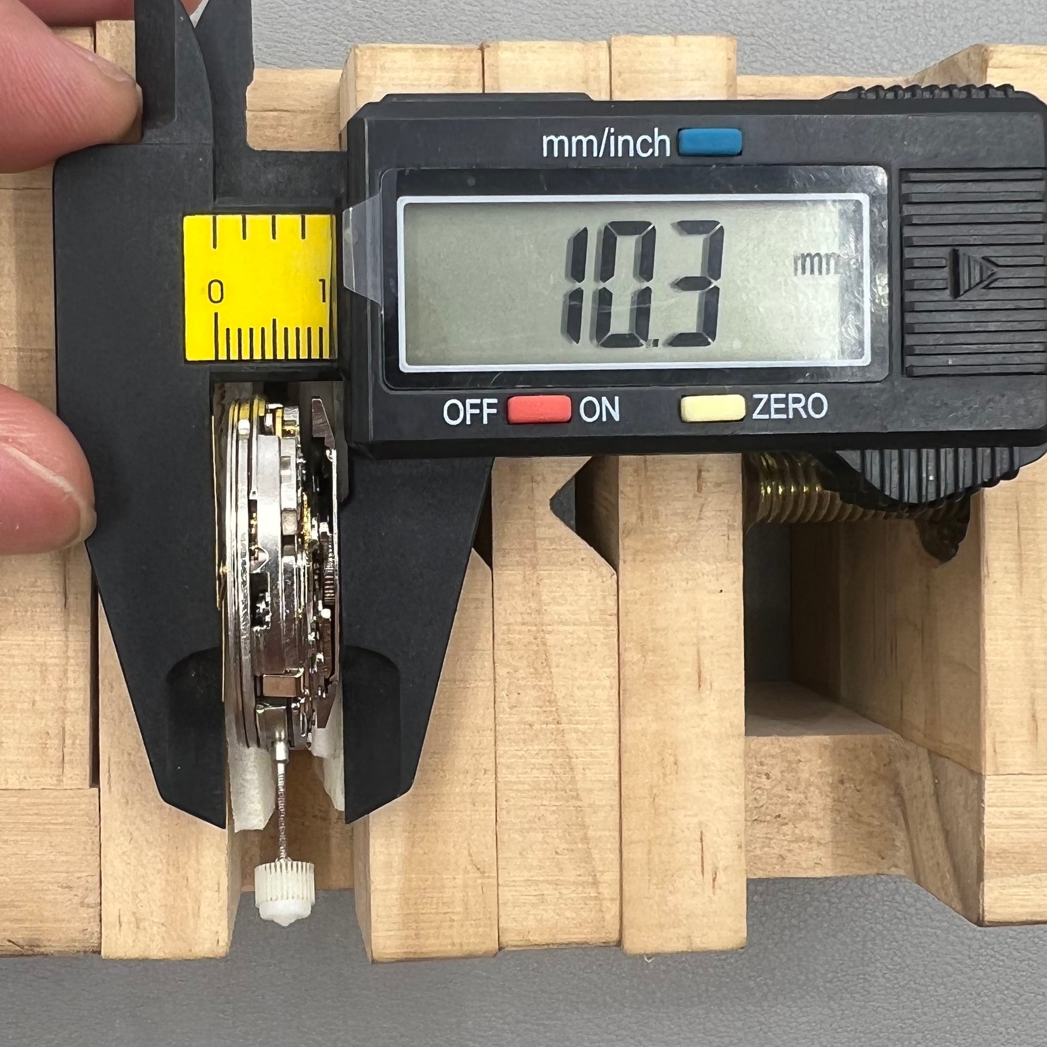 China 7750 Chronograph Movement 2 Hands Small Second @6@12