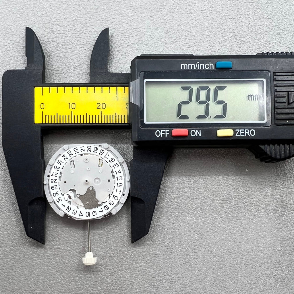2 PIECES Sunon PE70 Quartz Watch Movement 3 Hands with 3 Eyes Date@3