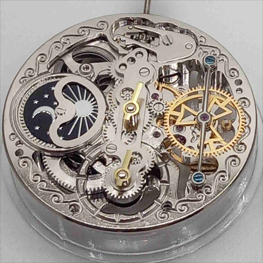 China Made Silver Hollow Small Bare Balance Wheel At 6 Double Mainspring