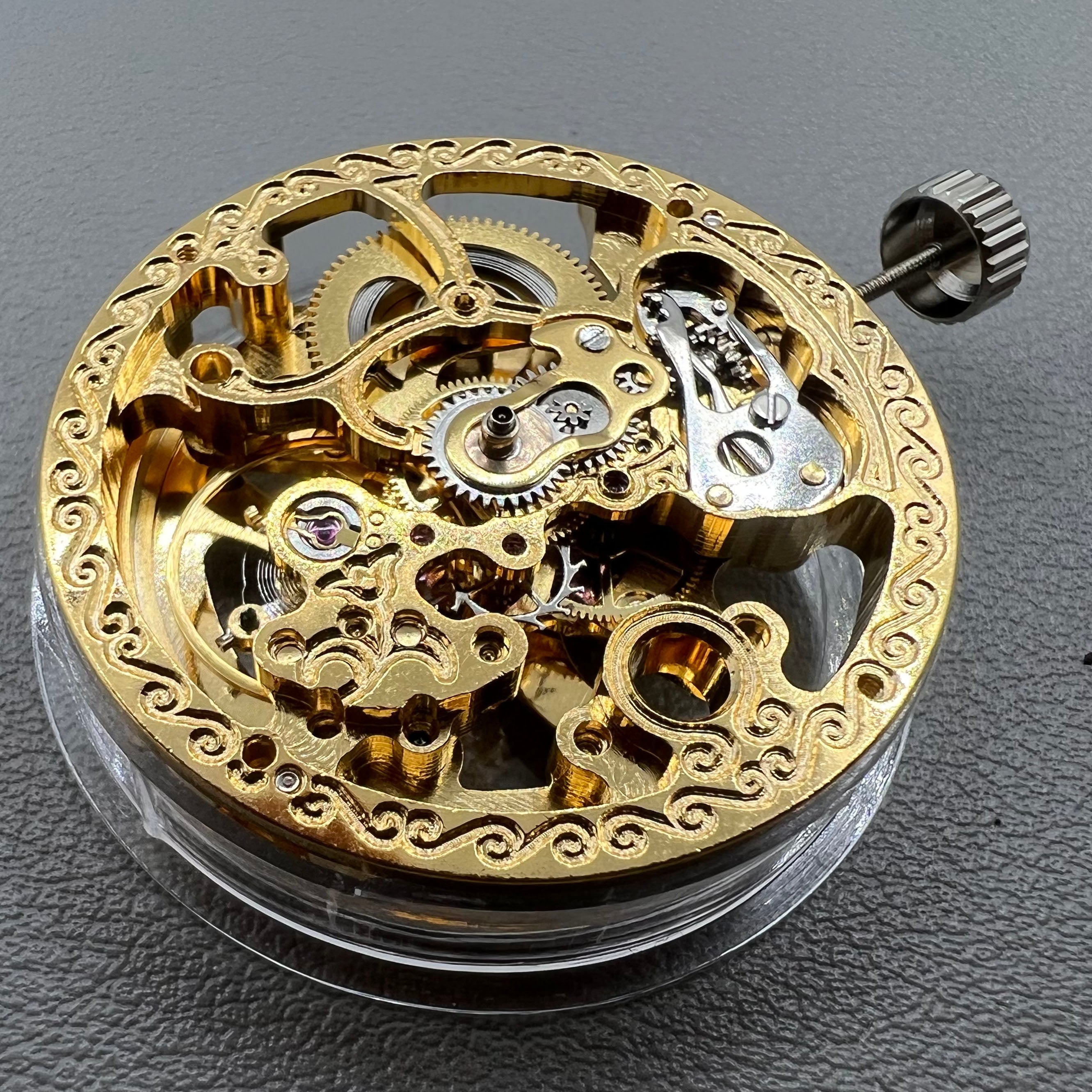 32.8mm 7120 Golden Hollow Extra Large Automatic Mechanical Movement