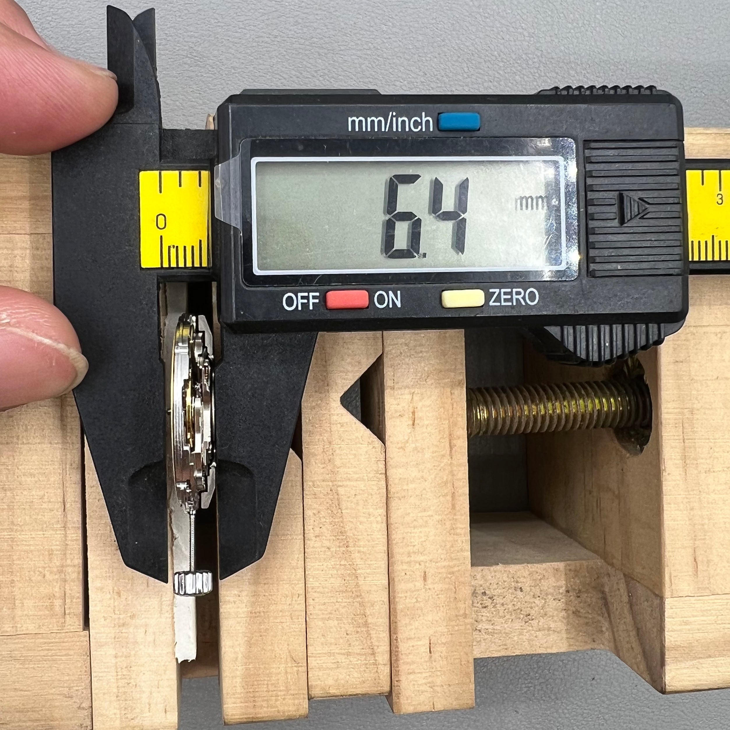 Swiss Original ETA 2824-2 V8 Mechanical Movement