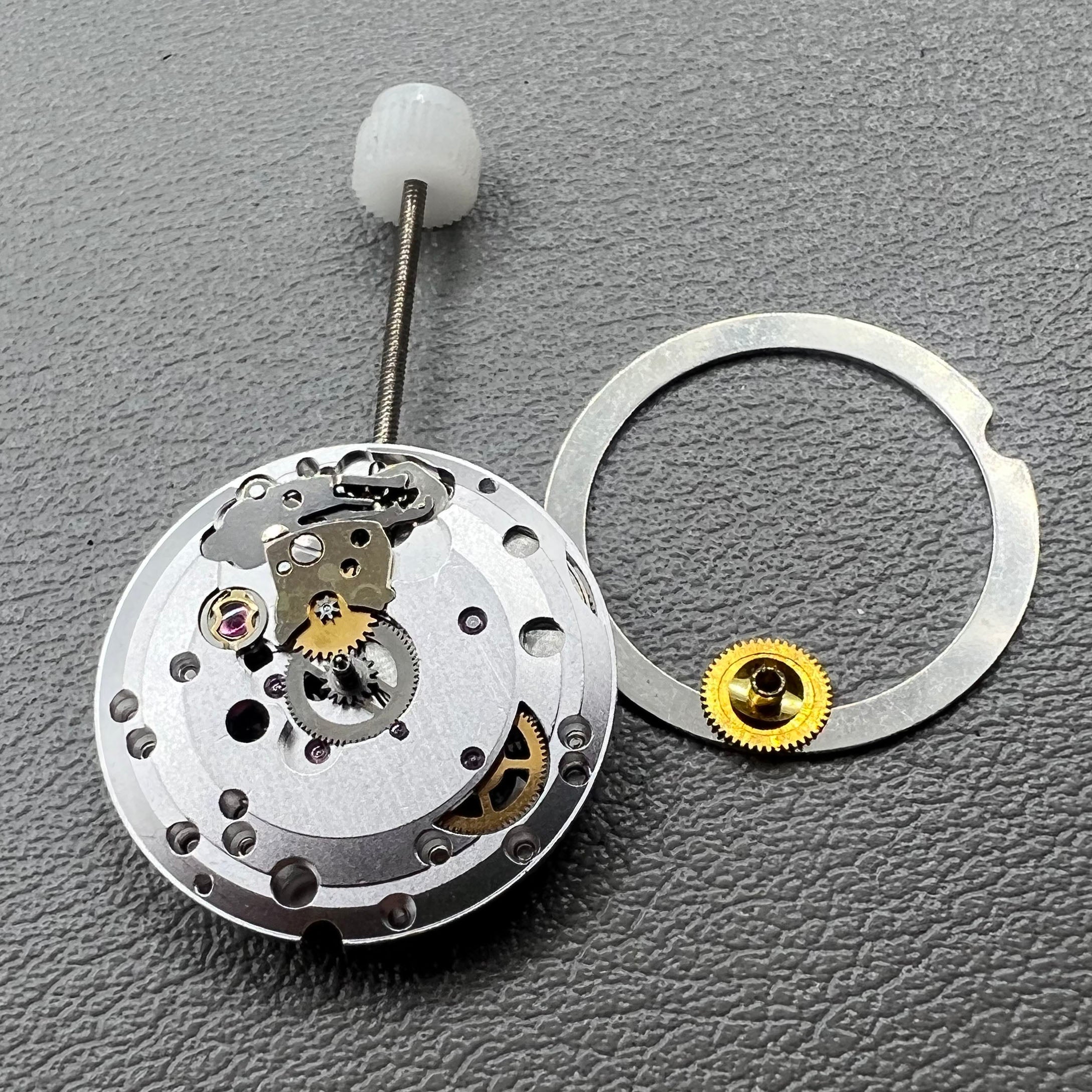 Swiss ETA 2660 Movement 3 Hands Hand-winding Mechanical Movement 28800