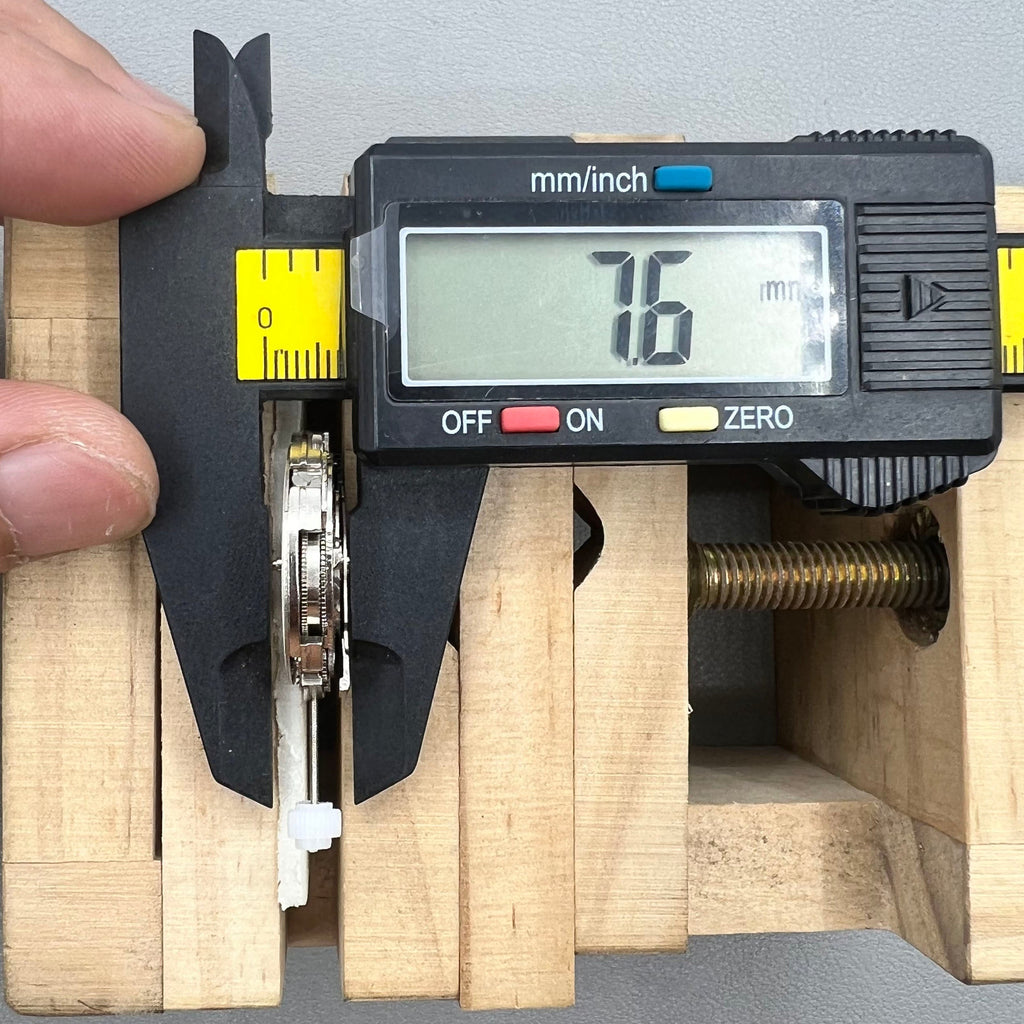 Silver China 2813 8205 Automatic Mechanical Movement Single Calendar@3