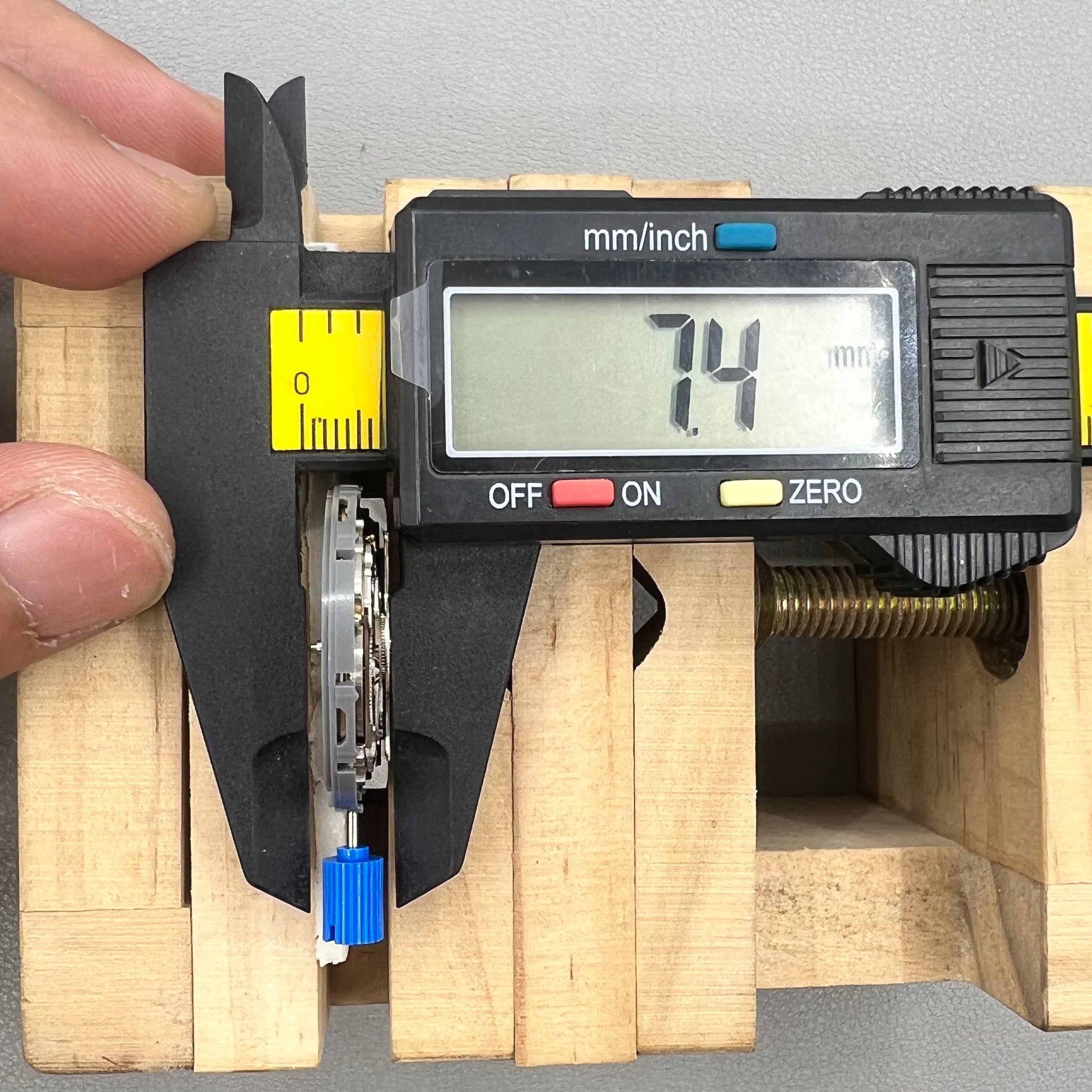 Seiko NH35 Automatic Mechanical Movement High Accuracy Special Font