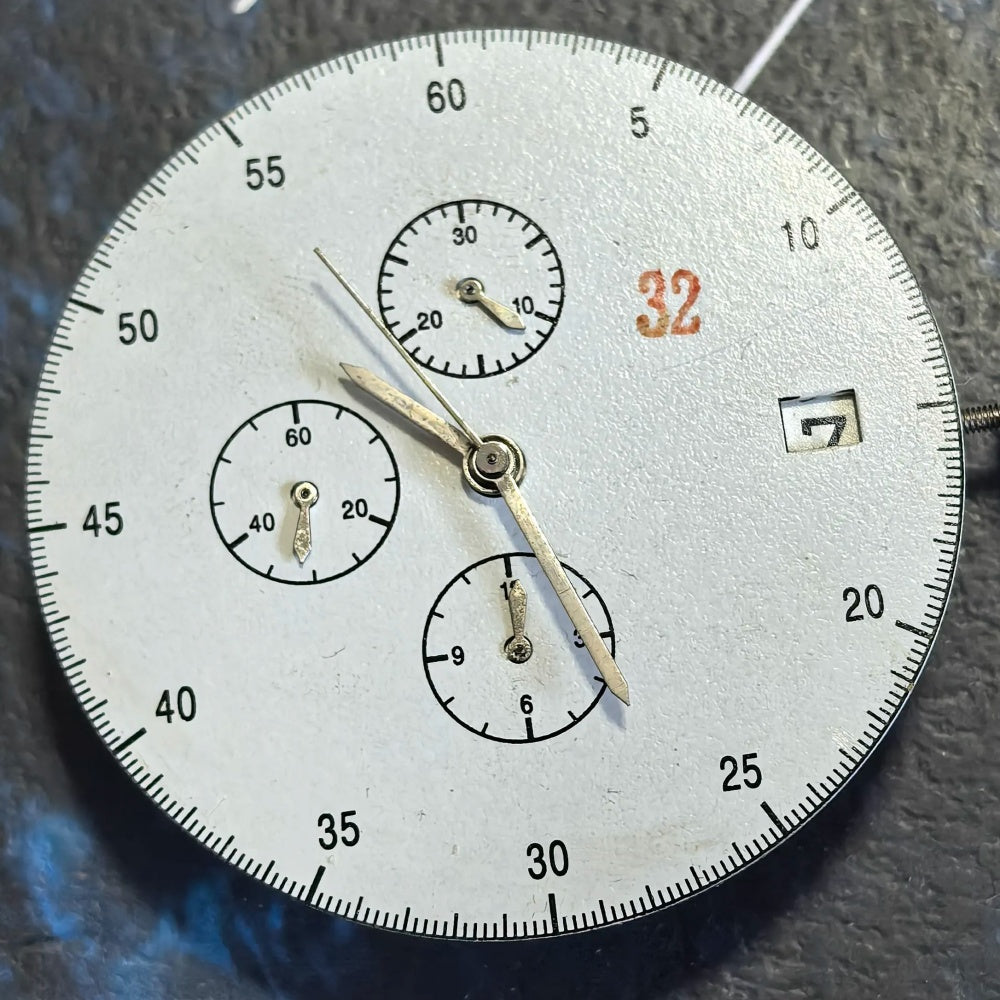 Chinese Dandong 7750 Mechanical Movement Date At 3 Small Second At 6/9/12