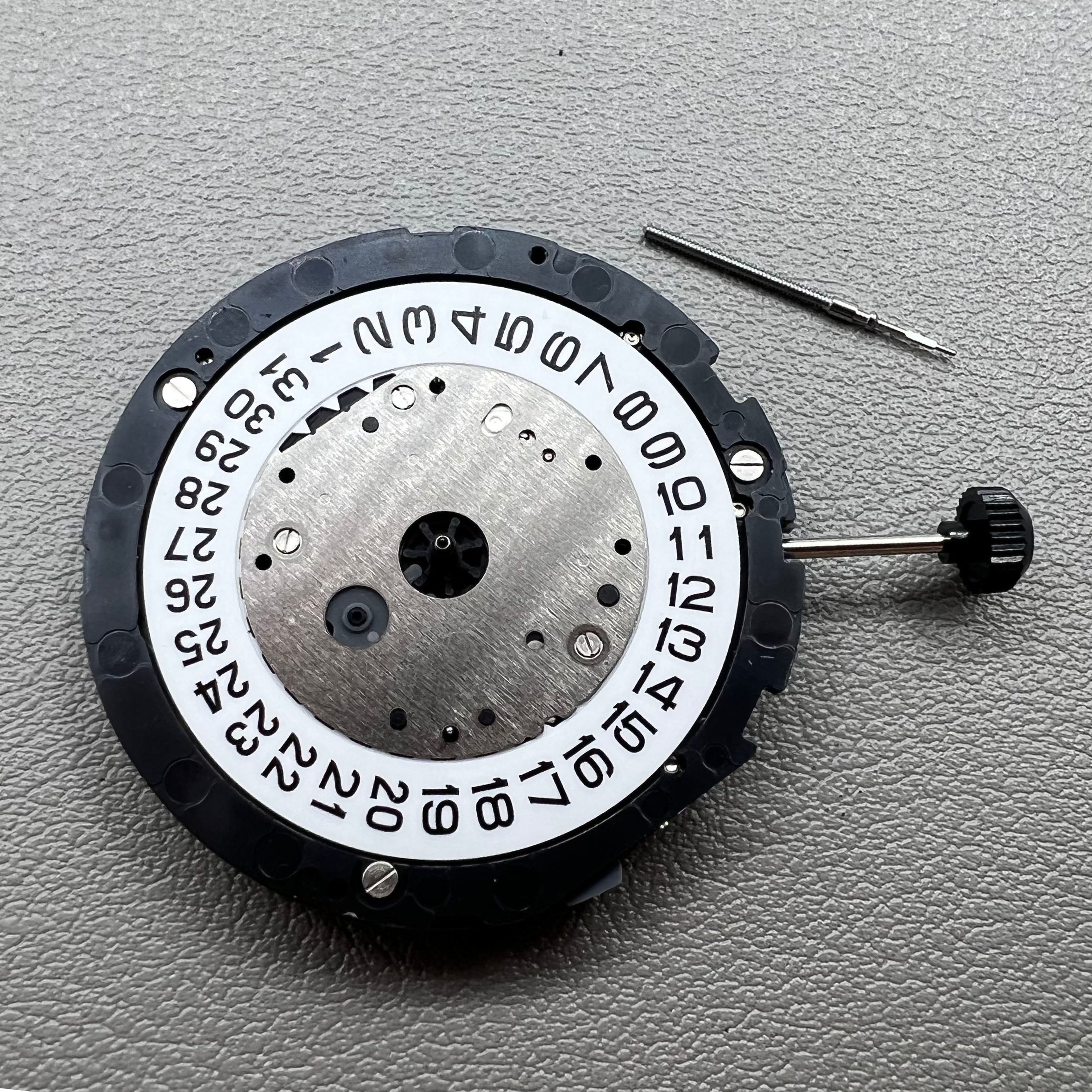 Japan Miyota 6S11 Quartz Movement 2 Hands Date@3 Small Second @6@12