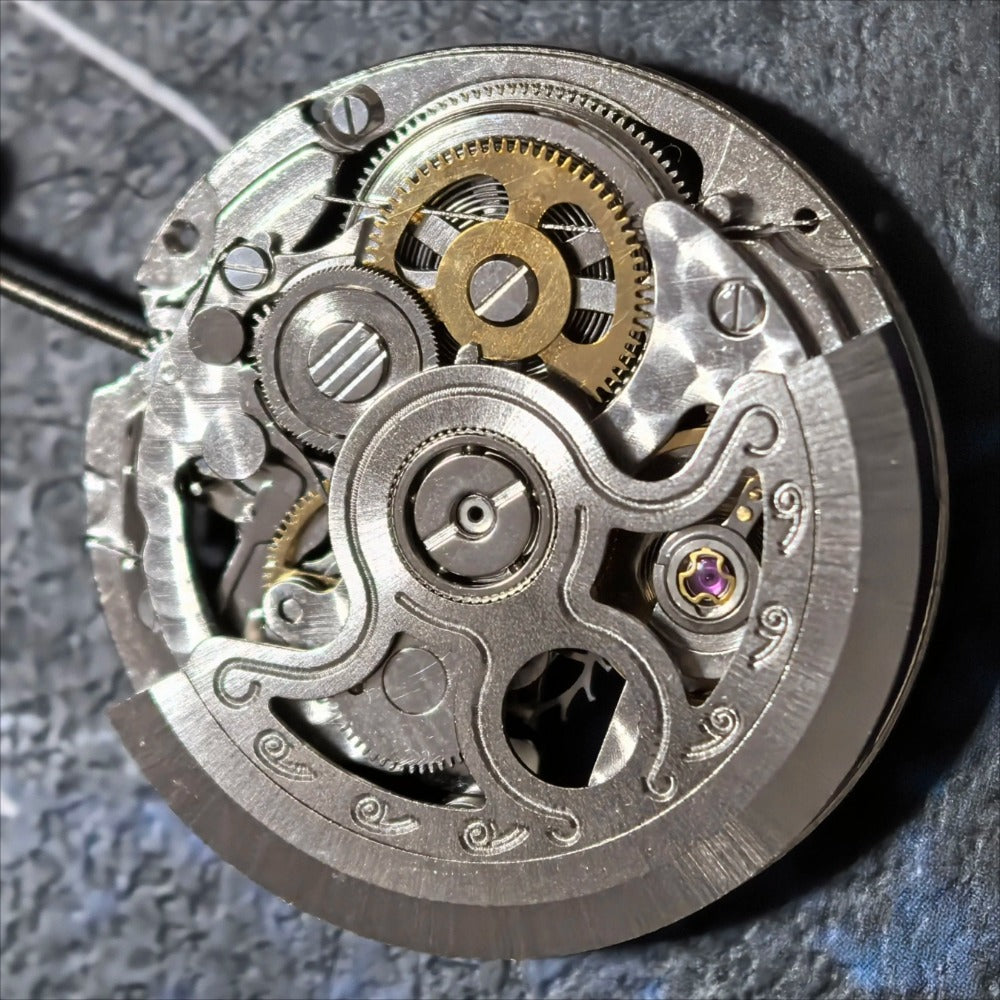 China Made Hollow Hangzhou 2189 Automatic Mechanical Silver Rotor 3 Hands