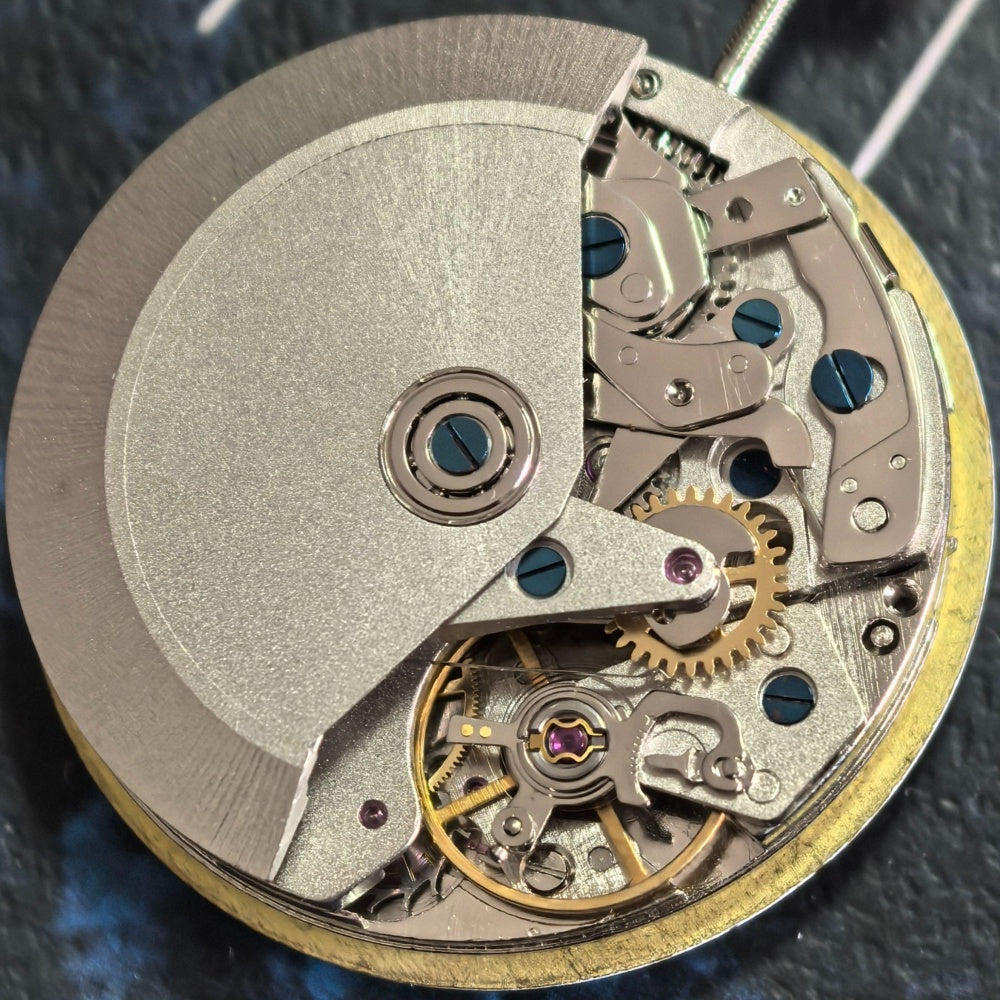 Chinese Dandong 7750 Mechanical Movement Date At 3 Small Second At 6/9/12