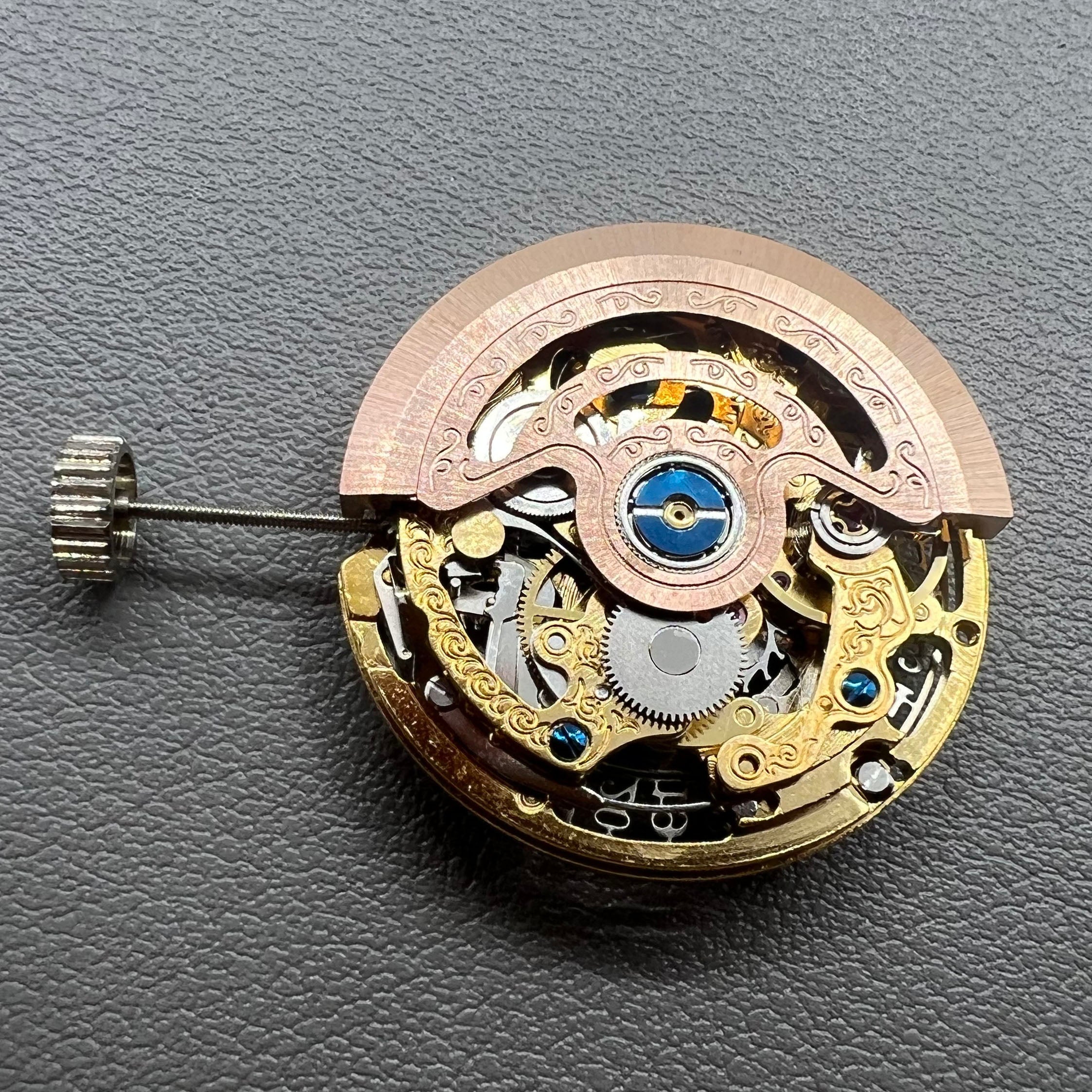 Hangzhou 2189 Golden Hollow Mechanical Movement Single Calendar