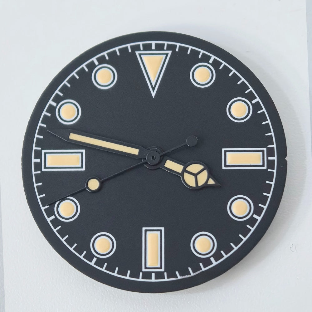 Vintage No Calendar Green Lume Black Trim Hands Watch Dial for NH34 NH35