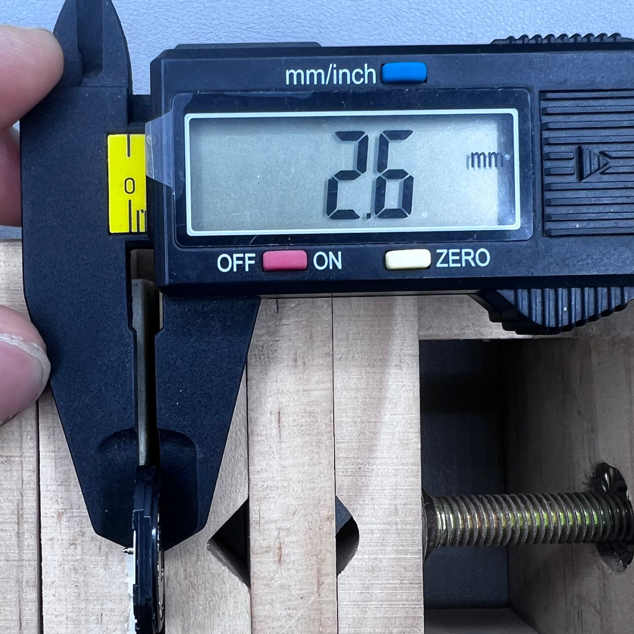 Japan VX39 Quartz Movement 3 Hands Single Calendar