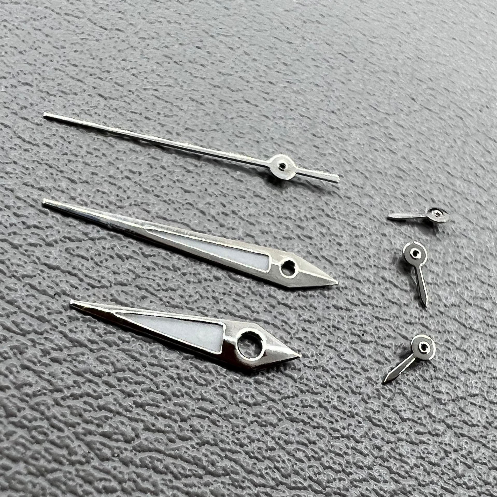 2 Sets Arrow Shape Green Lume Silver Trim Hands for VX3J/VX9J/VX7J/VX3N/VX9N